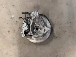 Moyeu de roue avant BMW X3 G45 OEM 8836065
