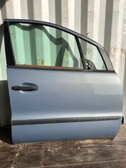 Mercedes A-klasse W168 rechter voordeur OEM A1687201405