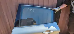 Porta traseira esquerda Peugeot 208 EZR