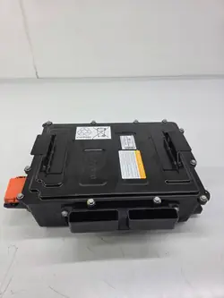 Batterie de traction Kia OEM 375M0020057 12Ah d'occasion