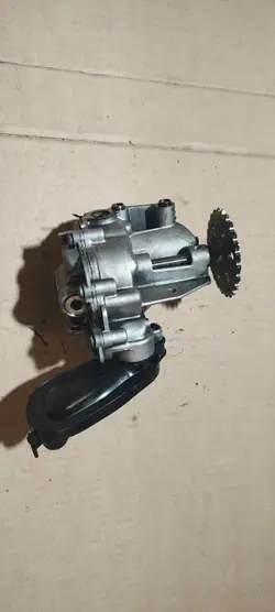 Pompe à huile OEM 150001650R pour Nissan Renault