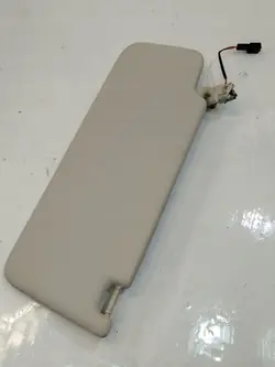 Begagnad höger solskärm OEM 3G0857551G för VW Passat B8