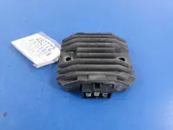 Regulador de voltaje Kawasaki Ninja ZX600F OEM 01