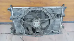 Radiador de agua con ventilador - Renault Laguna II 2.2 DCI