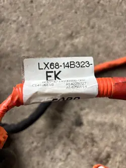 Ford Kuga III akkukaapeli OEM LX6814B323EK
