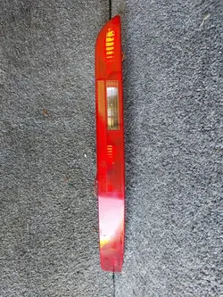 AUDI Q3 8U Bakre Höger Reflektor 8U0945096B