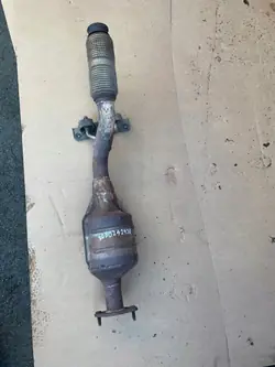 Renault OE DPF-katalysaattori OEM 208024243R Käytetty