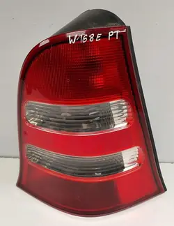 Höger Baklykta Mercedes W168 1688202864R