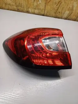 Luz Trasera Izquierda Renault Captur 12-17