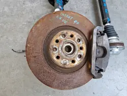 Fram Höger Upphängningsknut VW Passat B7 3.6 V6