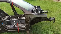 VW TIGUAN LH8Z Oikea Etu Neljännespaneeli Käytetty
