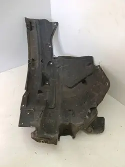 Infiniti Q50 Etu Oikea Lokasuoja OEM 638404GA0A