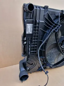 Radiateur complet BMW X3 E83 2.0D