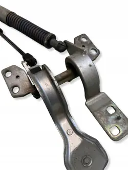 Citroen C5 I Stationwagen Kofferstutsen OEM 123312