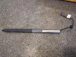 Rechter Heckklappenstütze OEM C92841102 Hyundai Santa Fe