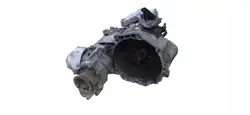 Vaihteiston vähennin VW Caddy IV 2.0 TDI 4x4 MRV OEM