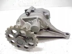 Käytetty öljypumppu OEM A6111810047 Mercedes C W203