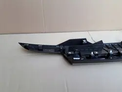 Suzuki OE takapuskurin koristelista OEM 8394163T00