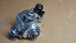 Bomba de combustible alta presión OEM 9A111031574 Porsche 991/997