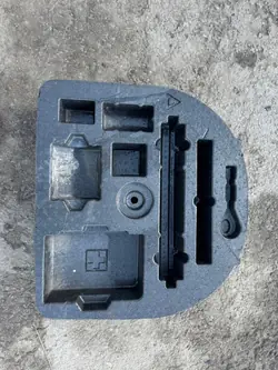 OEM 849B4BV81A Reservewiel-styropor-inleg Nissan Juke