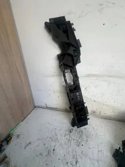 RENAULT CLIO IV RS Etupalkin Vahvistus 625002445R