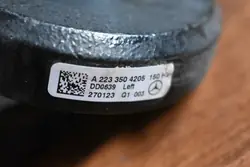 Oikea värinänvaimennin OEM A2233504305 55 Mercedes
