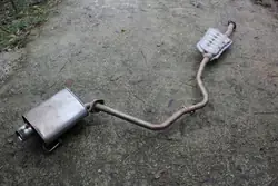 Keskisammutin Subaru Forester IV SJ 2.0R OEM 44300SG010