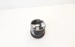 Piston Nissan Primera OEM 86L77F091 - Occasion