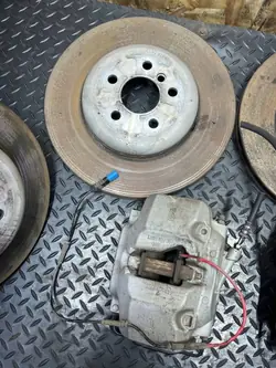 Jeu disques et étriers frein BMW G20 OEM KOMPLET