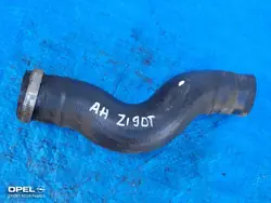 OPEL Astra H Intercooler Schlauch 1.9 CDTI 55557037