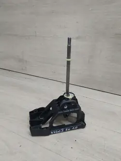 Toyota AYGO II Vaihteenvalitsin OEM AYGO II LEWAREK BIEGÓW