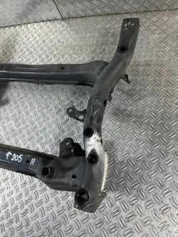 Cuna Delantera Mercedes Clase C W205 OEM A2056280057
