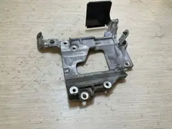 Peças do compartimento motor Nissan OEM 181011A207