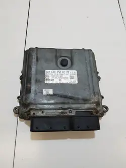 Calculateur Moteur OEM A6461506172 pour Mercedes Sprinter