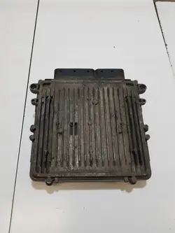 Moottoritietokone OEM A6461506172 Mercedes Sprinterille
