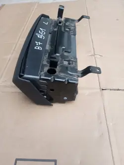 Audi A4 B6 B7 A6 istuinaluskaapit musta OEM 8E0882627A
