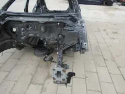 Panneau latéral avant gauche Mazda 3 BP OEM