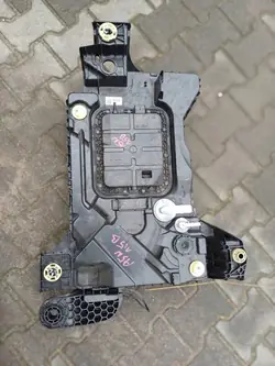 Support de réservoir AdBlue Citroen C5 Aircross B78E63SDP24