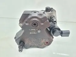 Bomba de inyección BMW OE 0445010126 usada