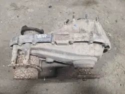 Caja de transferencia Jeep OEM 52105928AB - Usado