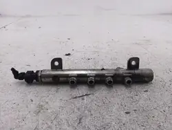 Rampe d'injection Opel Vectra C OE 55209575