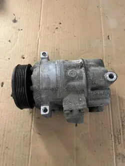 VW Touran I TDI AC-kompressor OEM 1k0820803q