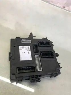 Módulo Conforto Nissan OEM 284B26PA1B - Usado