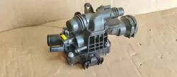 Termostaatin kotelo OEM 9812113780 Opel Astra L:lle