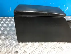Mercedes W202 keskikäytävä käsinoja OEM 2026801279
