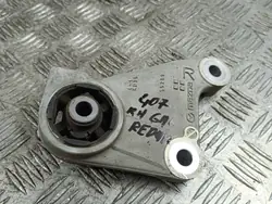Mazda CX-9 Bakaxel Diff Hållare OEM KD35 - Begagnad