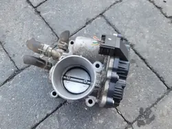 Spjällhus OEM 35100-03BC0 för Kia Rio IV