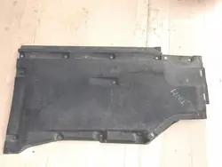 Höger underkroppsskyddsplatta OEM 8W0825208A Audi A4 B9