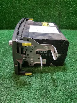 Radio de fábrica Toyota Auris OEM 86120-1A240