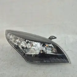 RENAULT MEGANE III 08- Rechte Frontlampe Dunkel 260103187R